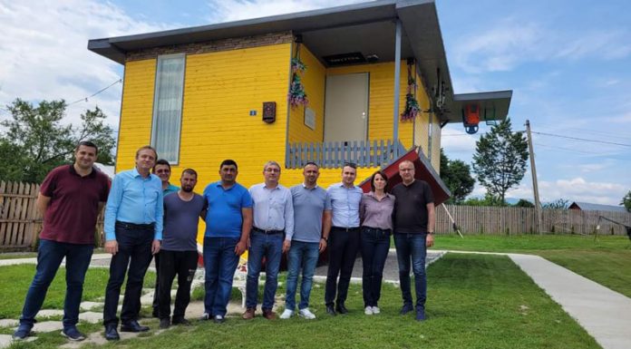 Bumbești Pițic, Stațiune turistică de interes local