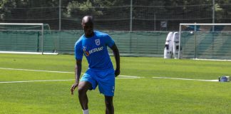 Craiova a transferat încă un fundaș