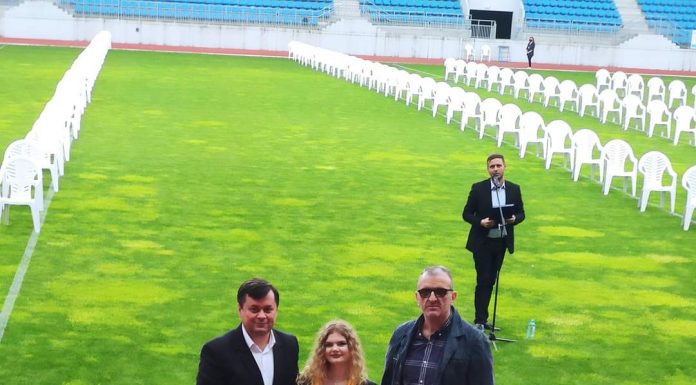 Încă 3 licee din Târgu Jiu și-au premiat absolvenții