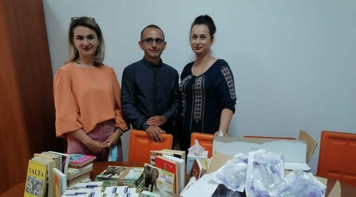 Donație de medicamente și cărți pentru Spitalul Rovinari
