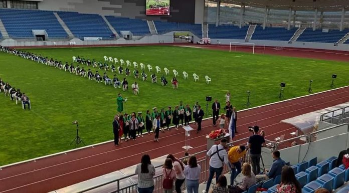 Absolvenții a încă două colegii din Târgu Jiu, sărbătoriți de municipalitate