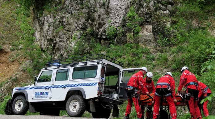 Salvamont Gorj intervine! Persoană accidentată pe traseul spre vârful Oslea