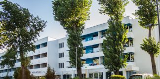 Opt lideri din CEO se bronzează la Mamaia! Pe banii FNME, sindicaliștii se relaxează în centrul wellness de la Hotel Apollo