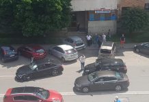 Trei mașini lovite pe strada Victoria