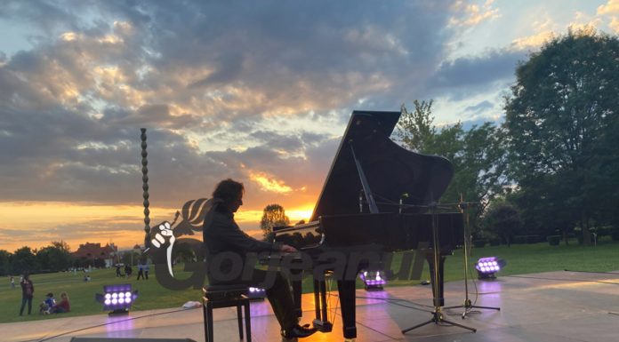 Concert de pian la Coloană! Spectatorii – cu mască și fără mască!
