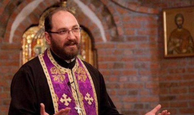 Interviu în Lumina Învierii şi a Înălţării Domnului cu Părintele Prof. univ. dr. Constantin Necula, Prodecanul Facultăţii de Teologie Ortodoxă «Andrei Şaguna» din Sibiu – ,,A trăi bucuria Învierii, înseamnă a fi atent la Înălţare, în adâncul ei de Lumină”!