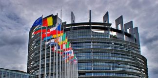 Parlamentul European a votat pentru reducerea emisiilor cu 55%