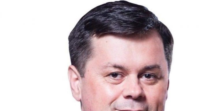 Omul şi…Clipa Lecţiei de Viaţă! – Interviu cu Domnul Conf. univ. dr. Marcel ROMANESCU, Primarul Municipiului TÂRGU-JIU (II) – ,,Cred că îmi voi lăsa amprenta asupra Municipiului Târgu-Jiu, aşa cum Nicolae Romanescu şi-a lăsat amprenta asupra a tot ceea ce înseamnă, astăzi, Municipiului Craiova”!