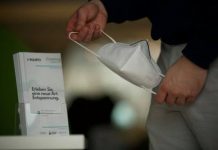 Prins fără mască, iertat de judecători. Amendă transformată în avertisment