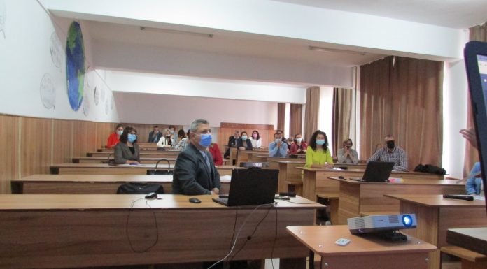 Atelier de bune practici în educație, la Școala Gimnazială „Pompiliu Marcea” Târgu Jiu