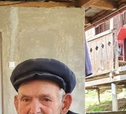 Bunic dat dispărut ieri, găsit azi, în pădure! Bătrânelul este din Bâlteni