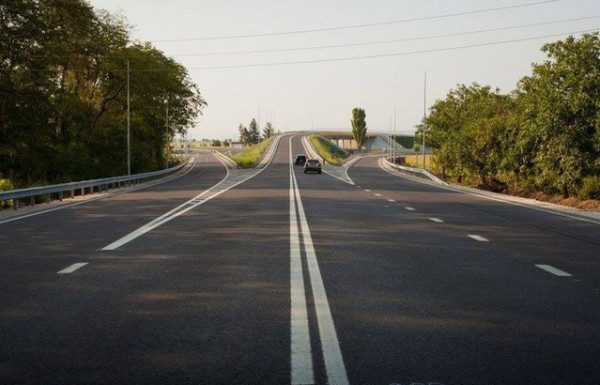 Accident la Sadu! A acroşat un bărbat care mergea pe carosabil