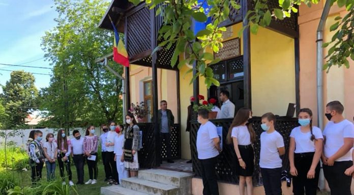 Eminescu, omagiat la Țânțăreni