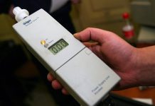 La volan, cu alcoolemie de peste 1 la mie!