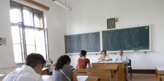 Directorii școlilor din județ, instruiți cu privire la organizarea Evaluării Naționale