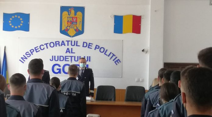 FOTO: Astăzi, 42 de absolvenţi de la Câmpina au depus jurământul militar!