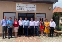 Rujan și Weber, cabinete parlamentare la Tismana