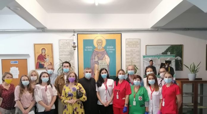 Acţiune de donare de sânge la Liceul Teologic „Sfântul Nicodim” din Târgu Jiu