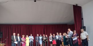 Dascălii gorjeni, sărbătoriți la final de carieră