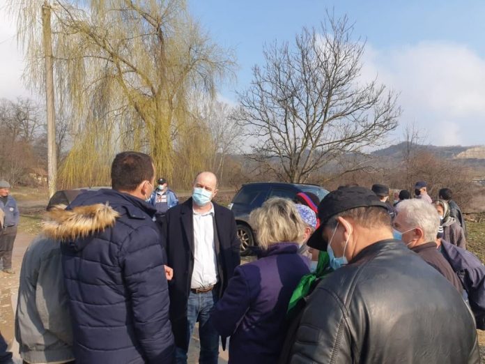 Negocieri la Runcurel