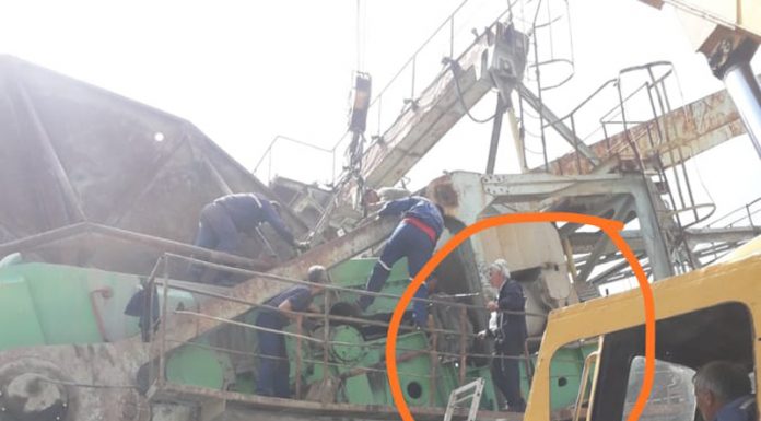 Executarea unei garanții la o lucrare terminată la Cariera Lupoaia, făcută de un singur om! Minerii muncesc, firma privată își ia banii