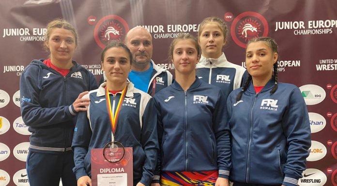 Lupte: Două medalii la CE de Juniori. Beșliu, aproape de podium