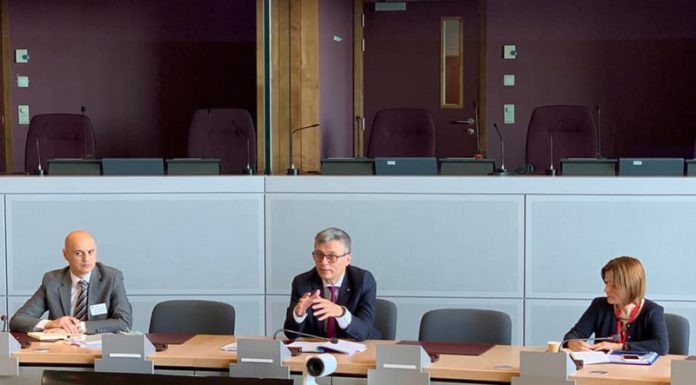 Ministrul Energiei speră să primească bani pe proiectele ce vizează companiile de stat