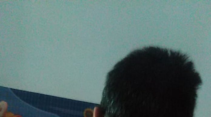 Femeia din Licurici care și-a înjunghiat soțul în spate a ajuns la Psihiatrie! Ordin de protecție împotriva agresoarei