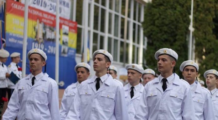 Liber la transferuri pentru elevi în colegiile naționale militare