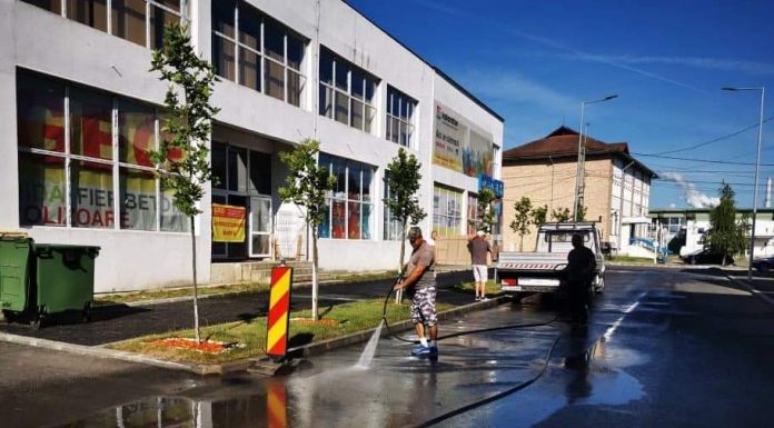 Măsuri de combatere a caniculei, la Rovinari