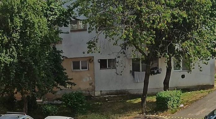 Foto: Tânăr agresat de un altul, într-o parcare de lângă Piața Mică! Dosar penal pentru vinovat