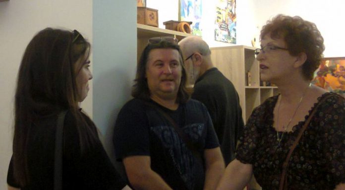 În cadrul «Colocviilor Brâncuşi», Municipiul Târgu-Jiu a găzduit vernisarea a trei expoziţii de pictură şi fotografie – ,,Asemenea expoziţii au rolul de a sensibiliza privitorul şi iubitorul de artă”!