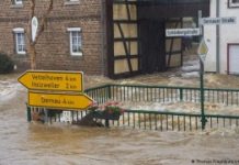 Românii FURĂ în Germania de la oamenii afectați de inundații!