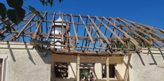 Școală într-un fost sediu de primărie