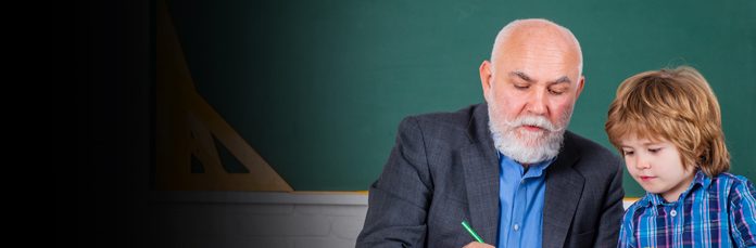 Nominalizări până la sfârșitul anului pentru Premiul Mentor pentru excelență în educație