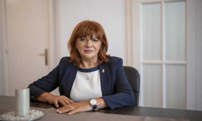 229784471_250933426642102_6934465404687515017_n