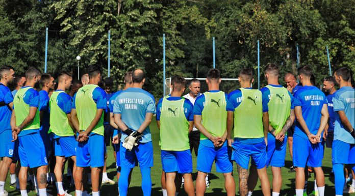 Reghecampf vrea să o scoată pe Craiova din criză. Patru jucători, așteptați în Bănie