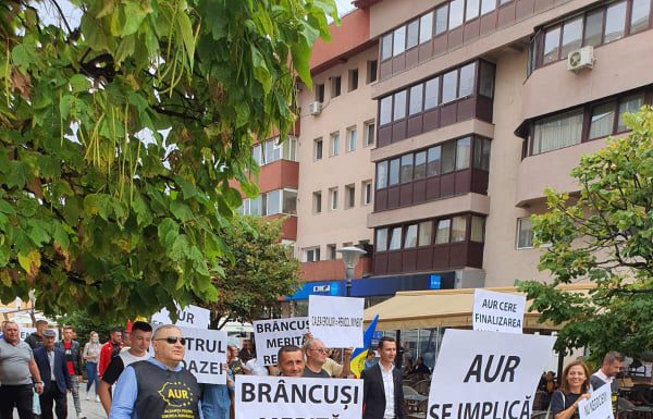 VIDEO: AUR se implică! Protest pașnic pentru Calea Eroilor