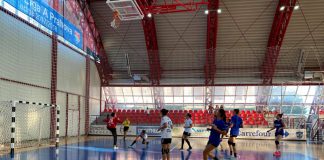 Handbalistele de la CSM au jucat primele amicale