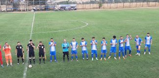 Egal spectaculos la Cărbuneşti. Mingea a lovit de şapte ori bara!