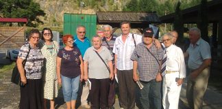 Gânduri despre anii de liceu – ,,Îmi aduc aminte cu plăcere și acum de prima zi de liceu la Târgu-Cărbuneşti, plină de emoții, oameni noi și profesori necunoscuți”!