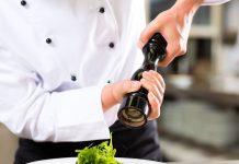 Sute de job-uri în străinătate, la dispoziția gorjenilor, prin EURES România