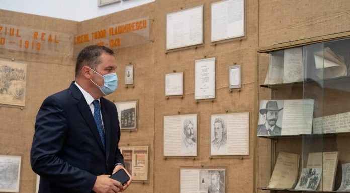 Ministrul Attila Cseke, în vizită și la CNTV și CNSH Târgu Jiu