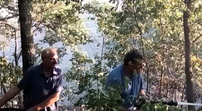 Video: Incendiu la Budieni! Peste 15 hectare de pajiște, mistuită de flăcări