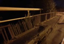 Trotuarul unui pod din Târgu Jiu s-a surpat. Anunțul primarului Romanescu