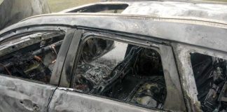 S-a certat cu nevasta și i-a incendiat mașina. Autoturismul era folosit de fiul cel mare pentru a ajunge la serviciu