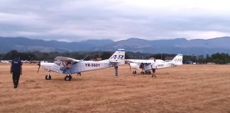 Peste 8000 de persoane, prezente la show-ul aviatic de la Stănești