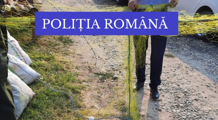 FOTO:Percheziții domiciliare într-un dosar de braconaj piscicol! Trei bărbați din Plopșoru, prinși cu 2.000 de metri liniari de plasă!
