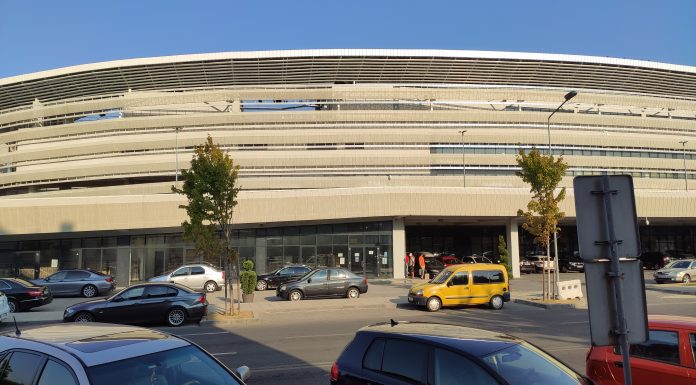 A început distribuirea pachetelor cu alimente și produse de igienă