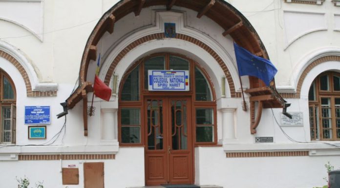 Eleve din Gorj, premiate în cadrul concursului național ,,Mesajul meu antidrog” 2020-2021